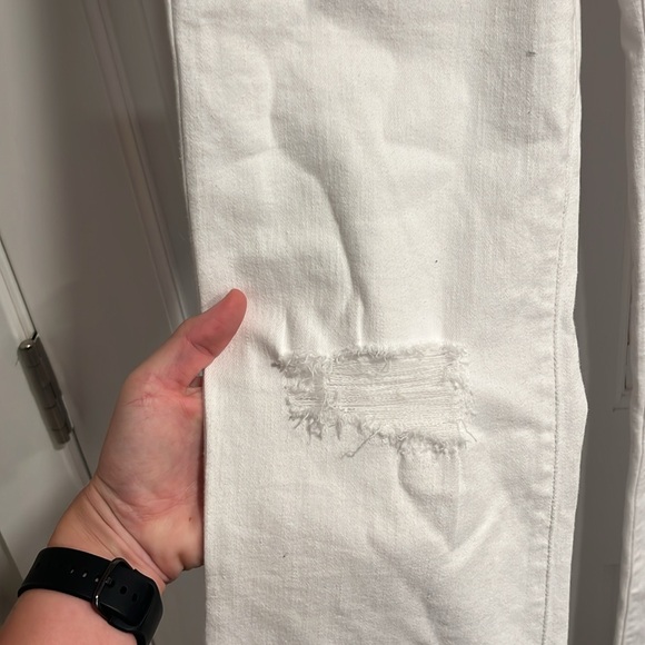 Joe’s Jeans High Rise Distressed Flare White Jeans Size 26 - Picture 6 of 13